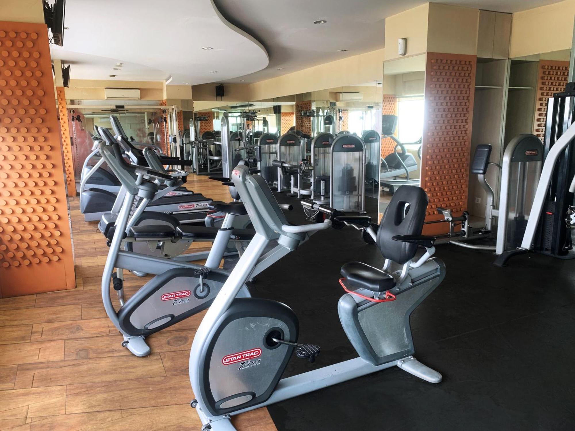 Nemuru Grand Serpong Panunggangah Buitenkant foto