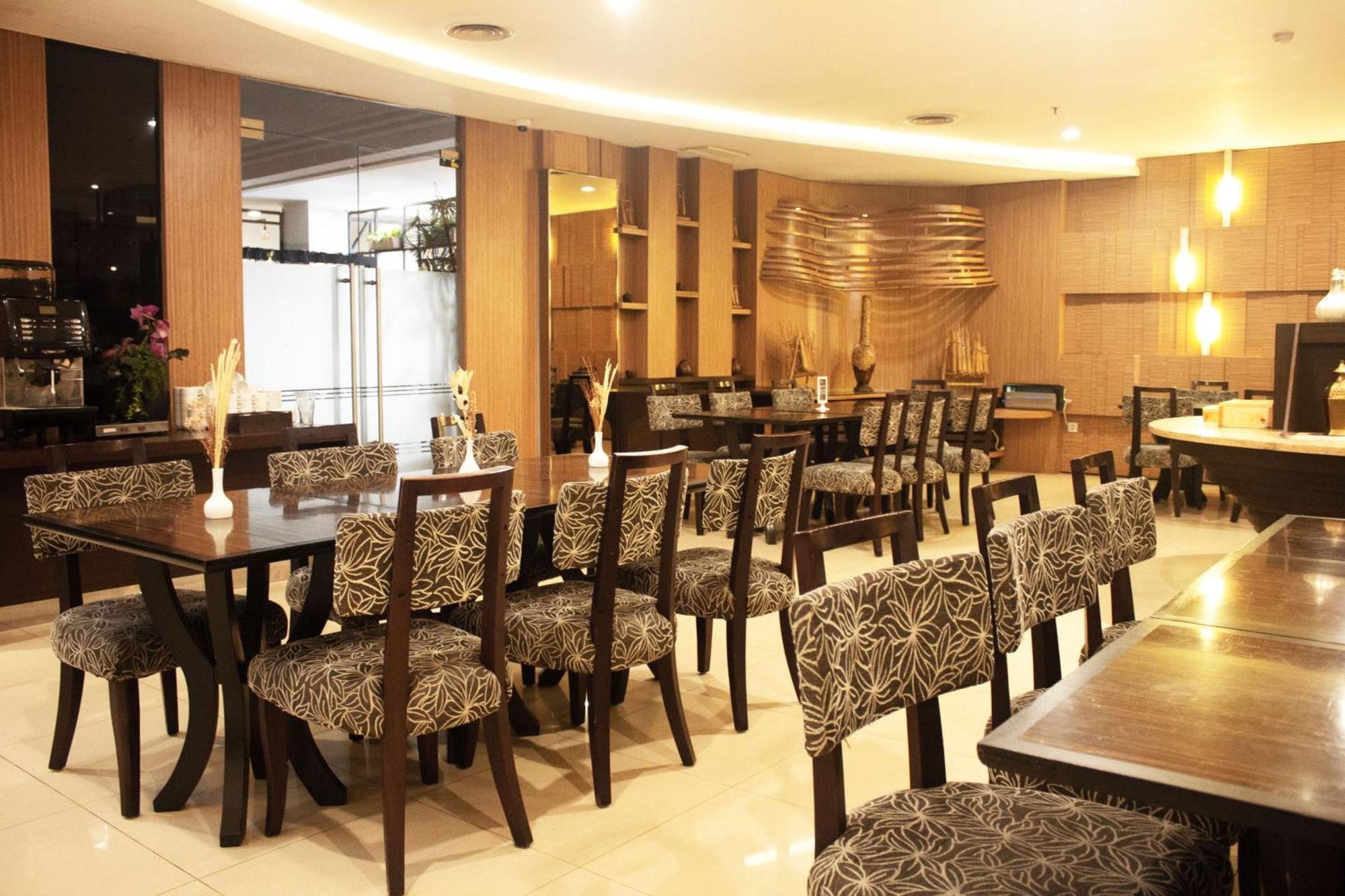 Nemuru Grand Serpong Panunggangah Buitenkant foto