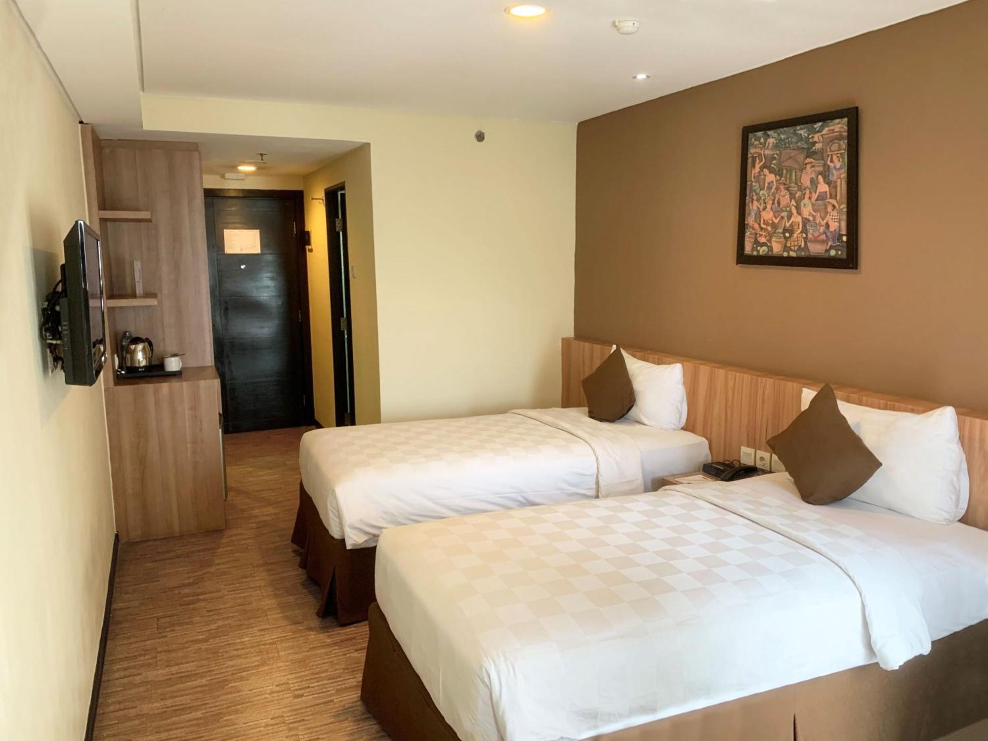 Nemuru Grand Serpong Panunggangah Buitenkant foto