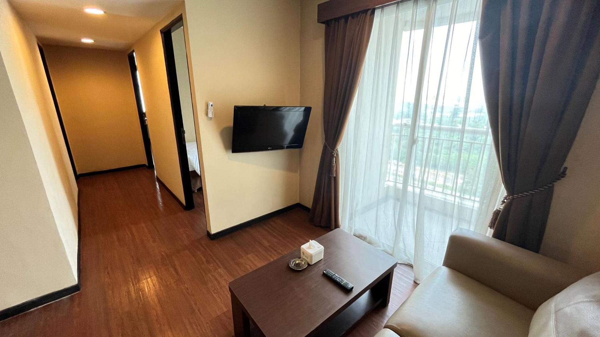 Nemuru Grand Serpong Panunggangah Buitenkant foto