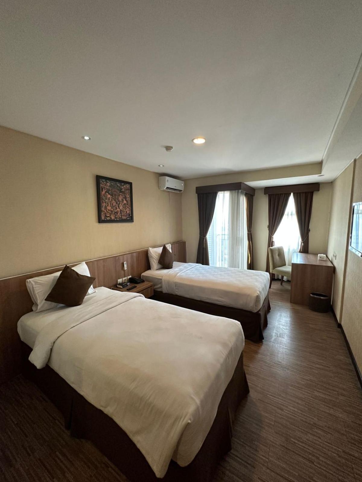 Nemuru Grand Serpong Panunggangah Buitenkant foto